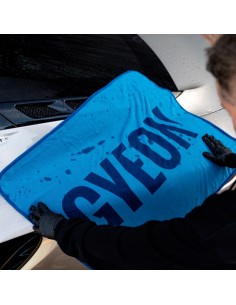 Gyeon Q2M Silk Dryer 70 x 90 - Toalla de Secado en Microfibra 3 - Car Care Europe 2