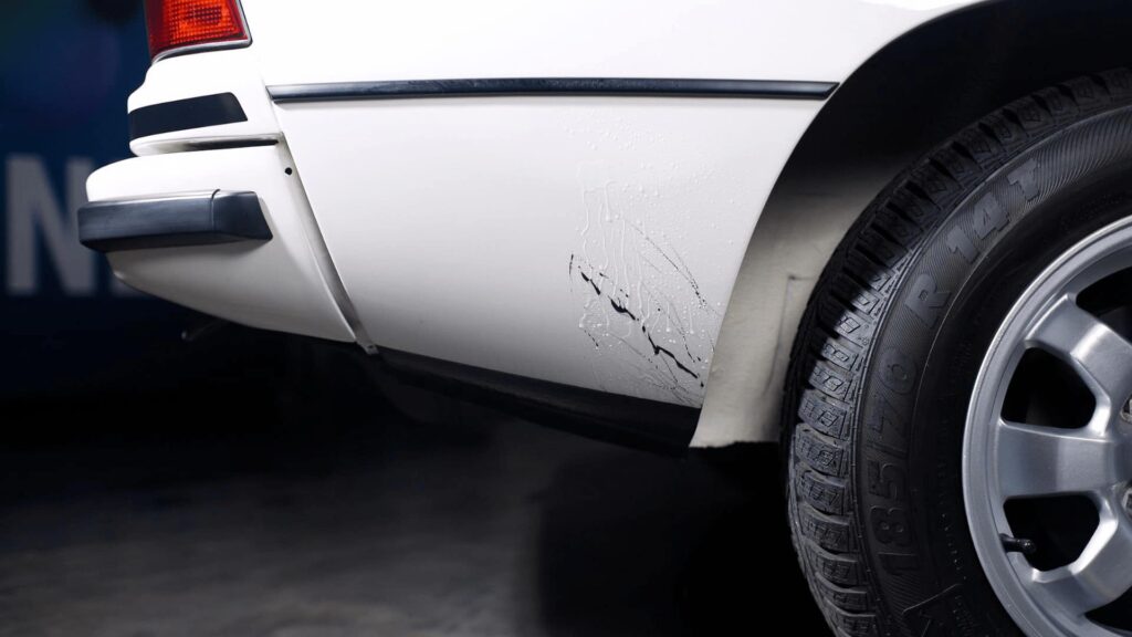 eliminar alquitran coche blanco