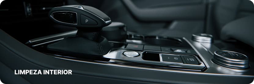 Aplicación de GYEON Q²M APC en limpieza interior